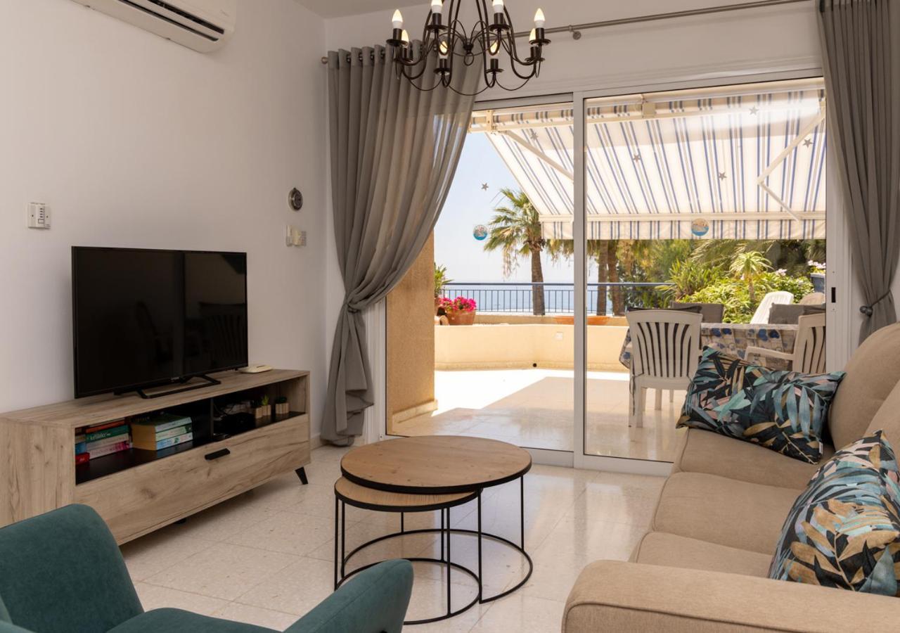 105 Kings Palace - Fabulous 2 Bed, 2 Bath, Large Patio With Garden - Sea Views Paphos Exteriör bild