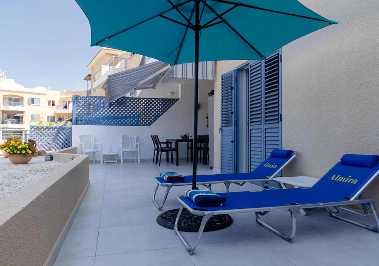 105 Kings Palace - Fabulous 2 Bed, 2 Bath, Large Patio With Garden - Sea Views Paphos Exteriör bild