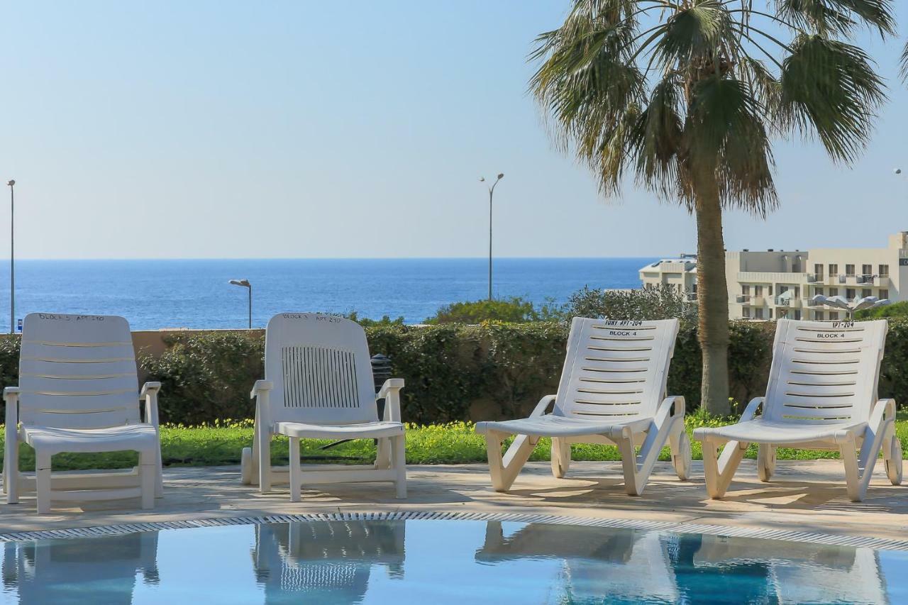 105 Kings Palace - Fabulous 2 Bed, 2 Bath, Large Patio With Garden - Sea Views Paphos Exteriör bild